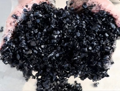 获嘉沥青冷补料（沥青砂）的优势特点与施工流程解析